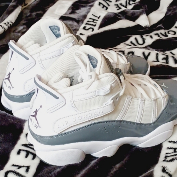 Jordan 6 Rings Basketball/Streetwear Shoes Size 9.5 Men/11 Women - Picture 4 of 13